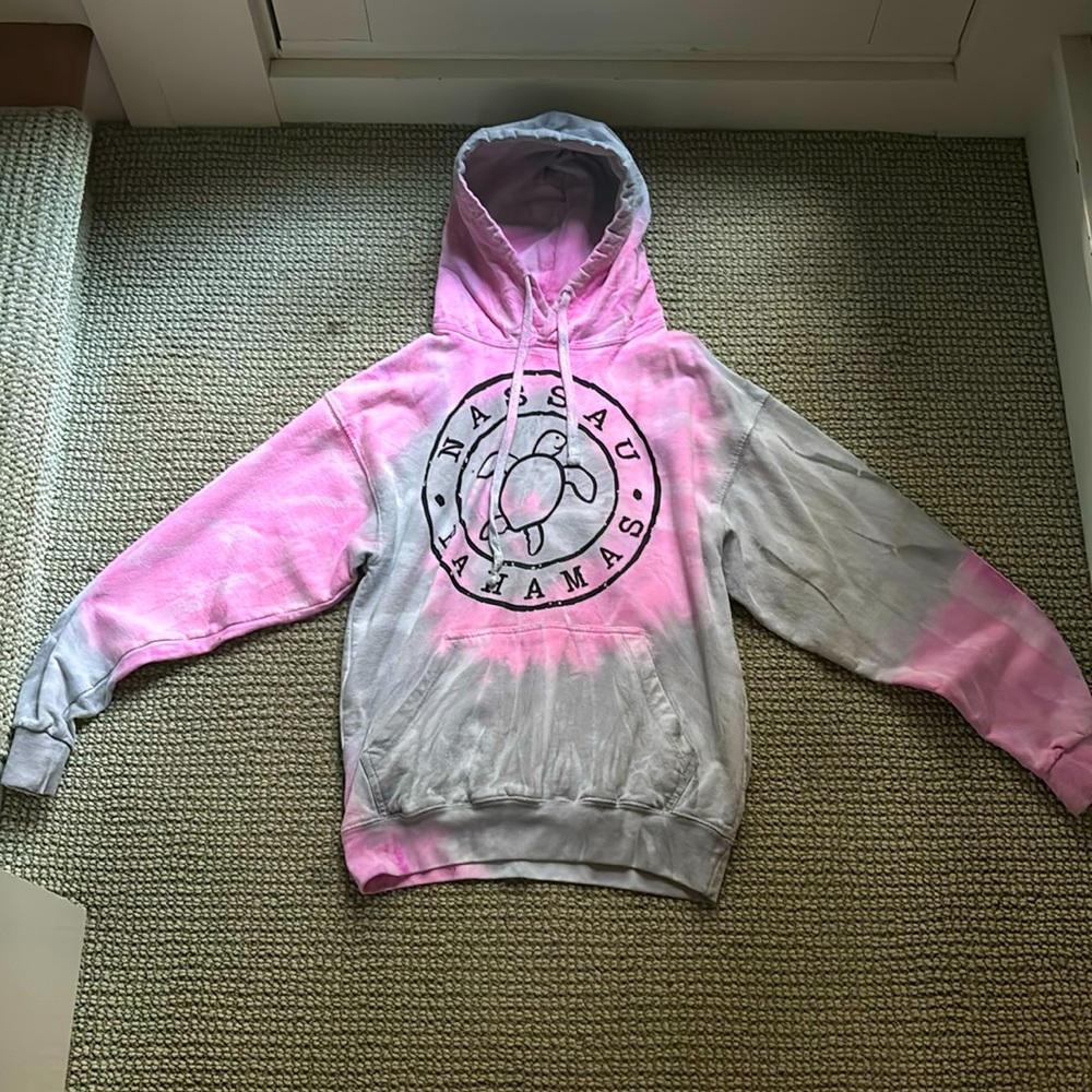 I am selling a sweatshirt from the bahamas! Very comfy and very cute colors!